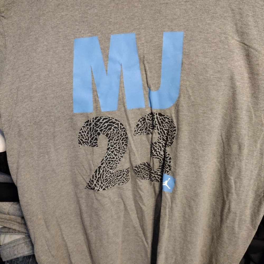 Jordan shirt